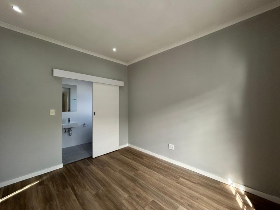 To Let 2 Bedroom Property for Rent in Table View Western Cape